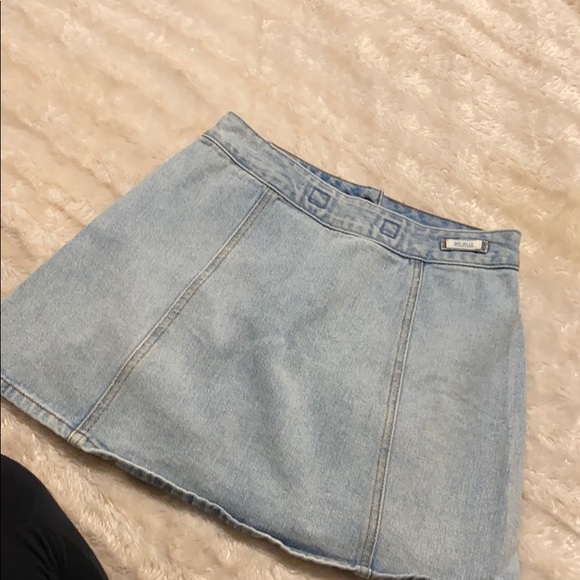 Brandy Melville Light Denim Skirt - Picture 2 of 3